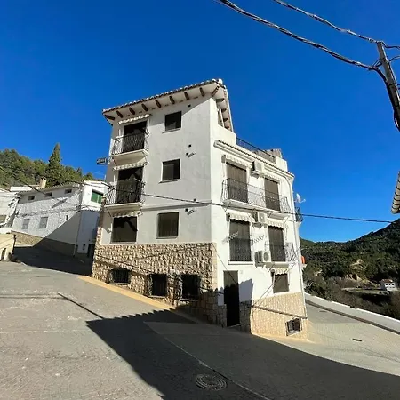 Apartamento Montan Ii Ref 019 Cirat